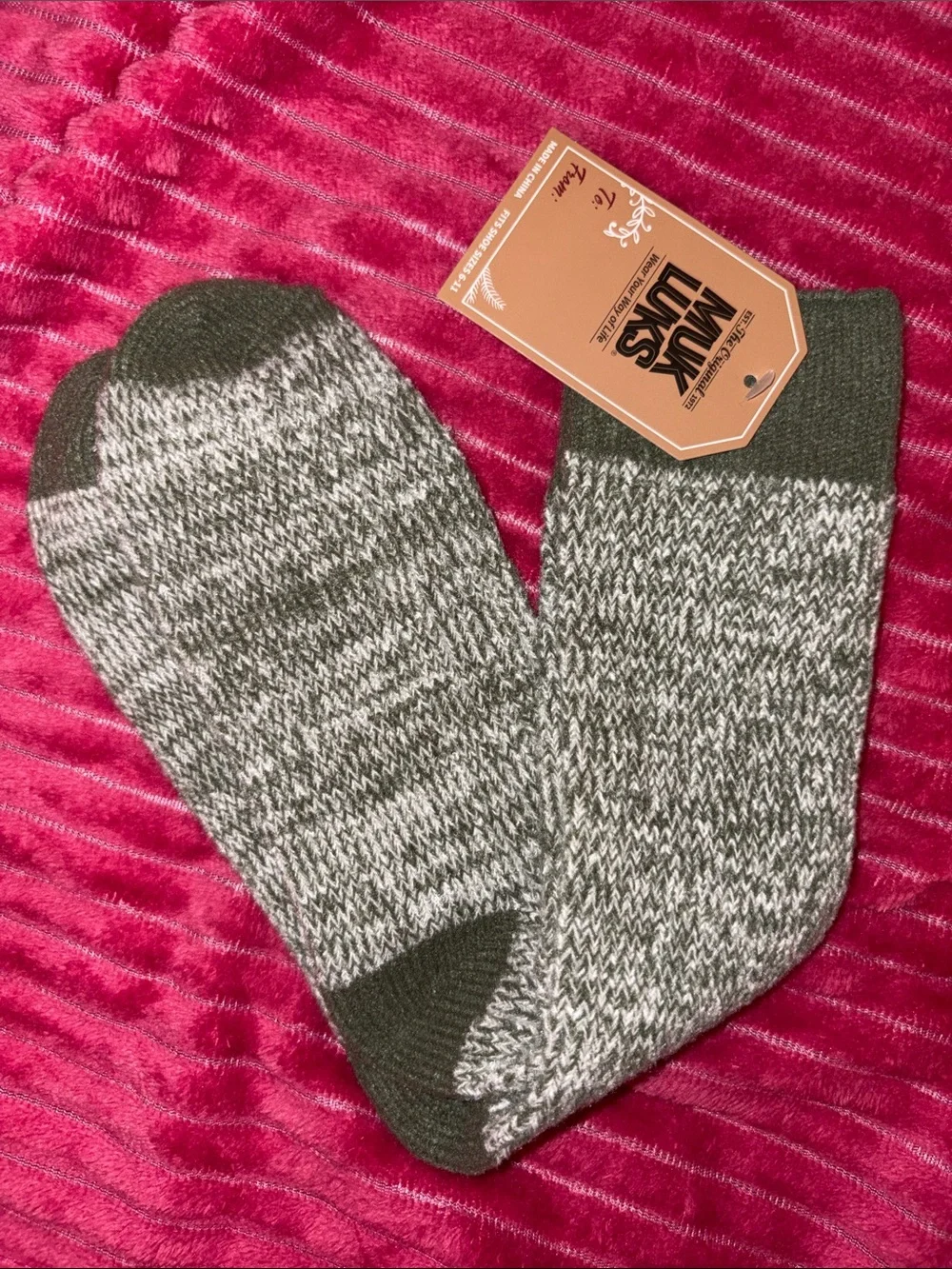 Muk Luks Marled Olive Green &  Gray Crew Socks Size 6-11